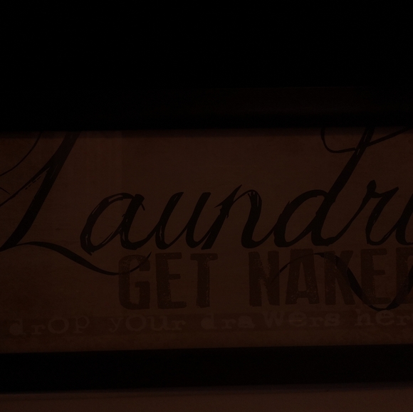 Laundry room sign. - Picture 3 of 3